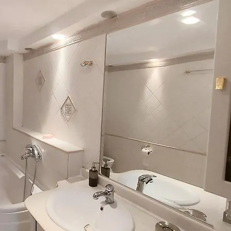 Fbm Anagenessis - ευ ζην 2 Appartement Edessa